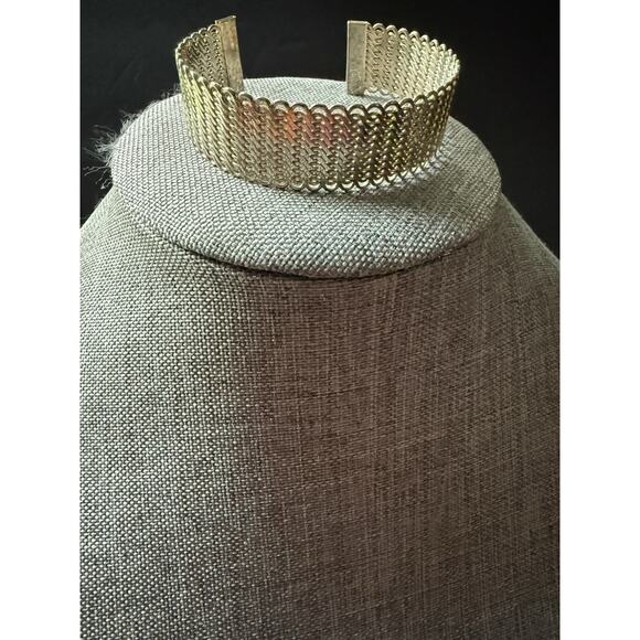 Vintage Silver Tone Mesh Bangle Bracelet Cuff Stackable Boho Casual Minimalist - Picture 1 of 4